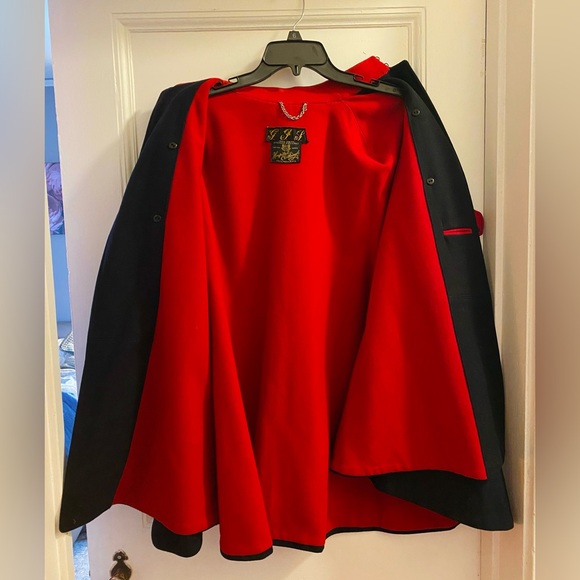 Vintage WWII-Era Wool Nurse's Cape CHSN - Picture 2 of 8